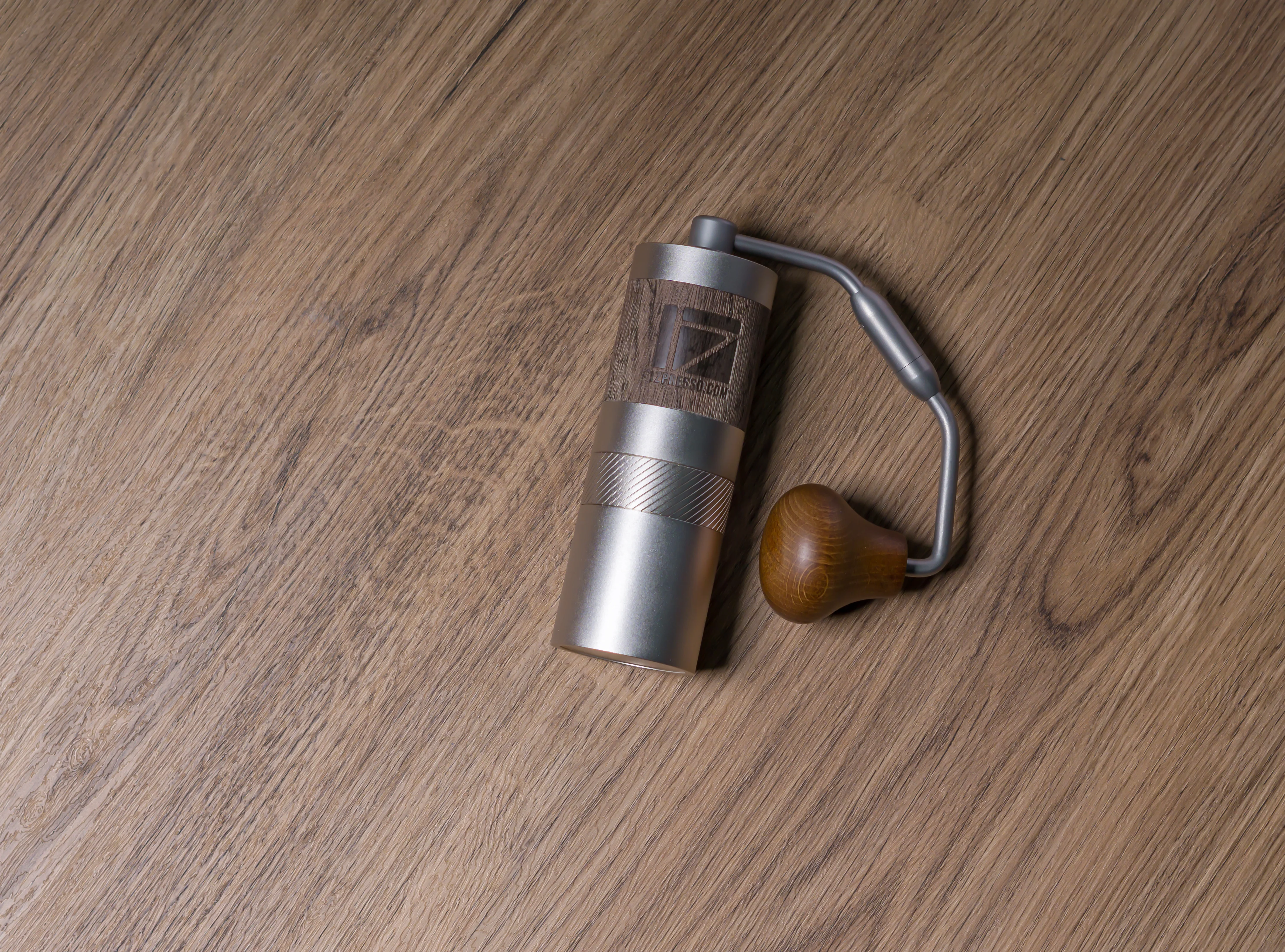 1Zpresso Q Heptagonal Manual Coffee Grinder - Image 5