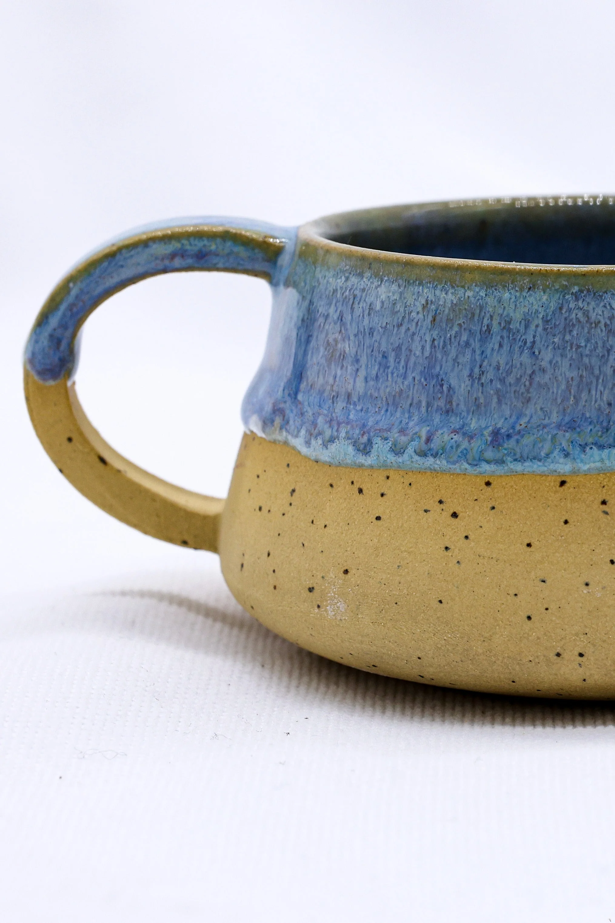 Blulume Belluma Handmade Stoneware Ceramic Mug - Image 2
