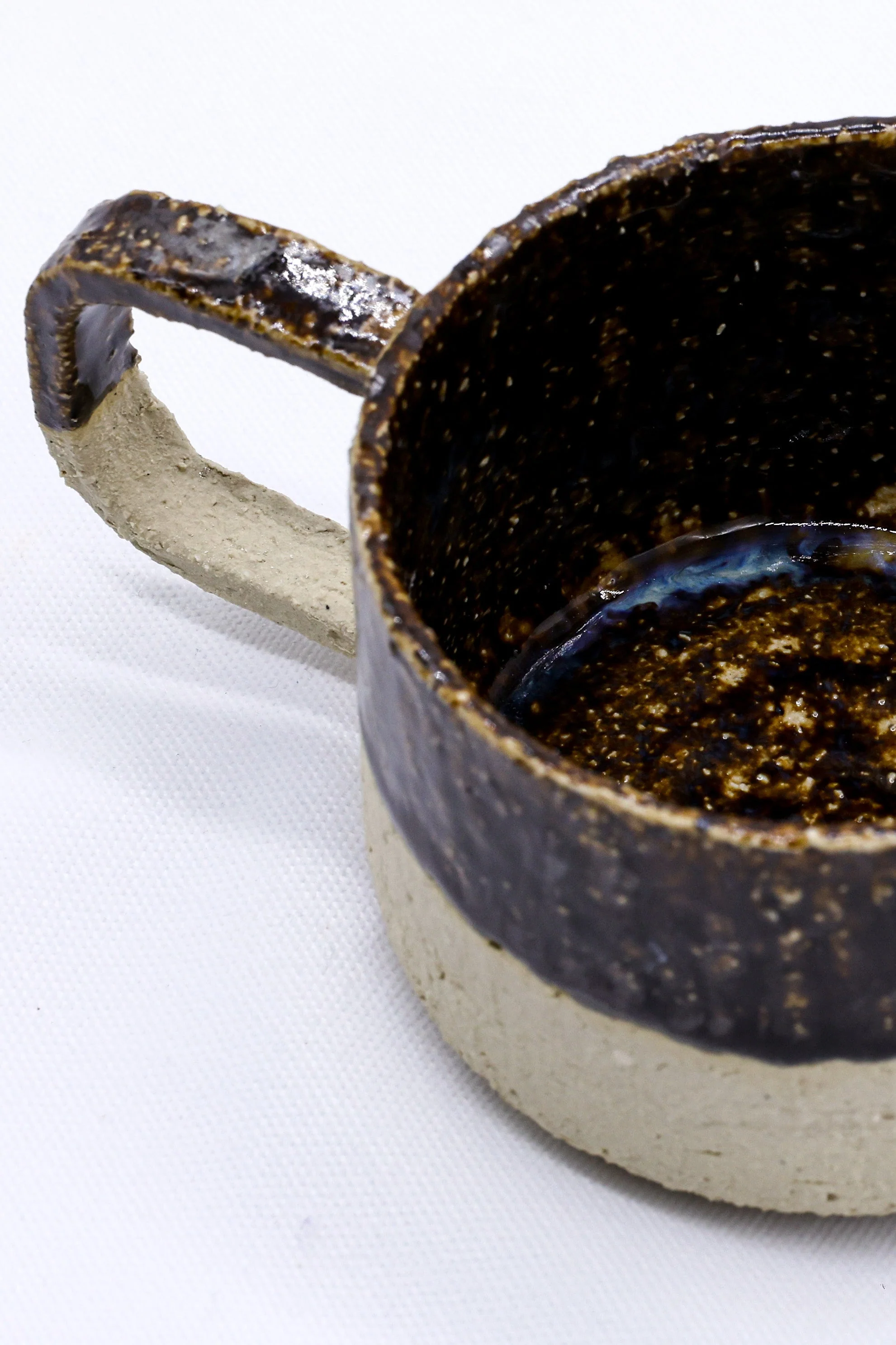 Blulume Grande Handmade Milled Stoneware Big Ceramic Mug - Image 3