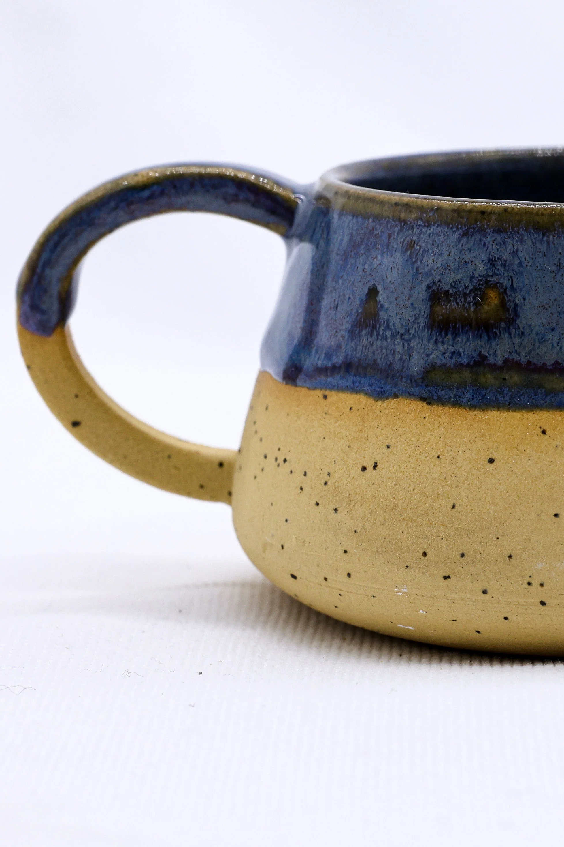 Bluverde Belluma Handmade Stoneware Ceramic Mug - Image 2