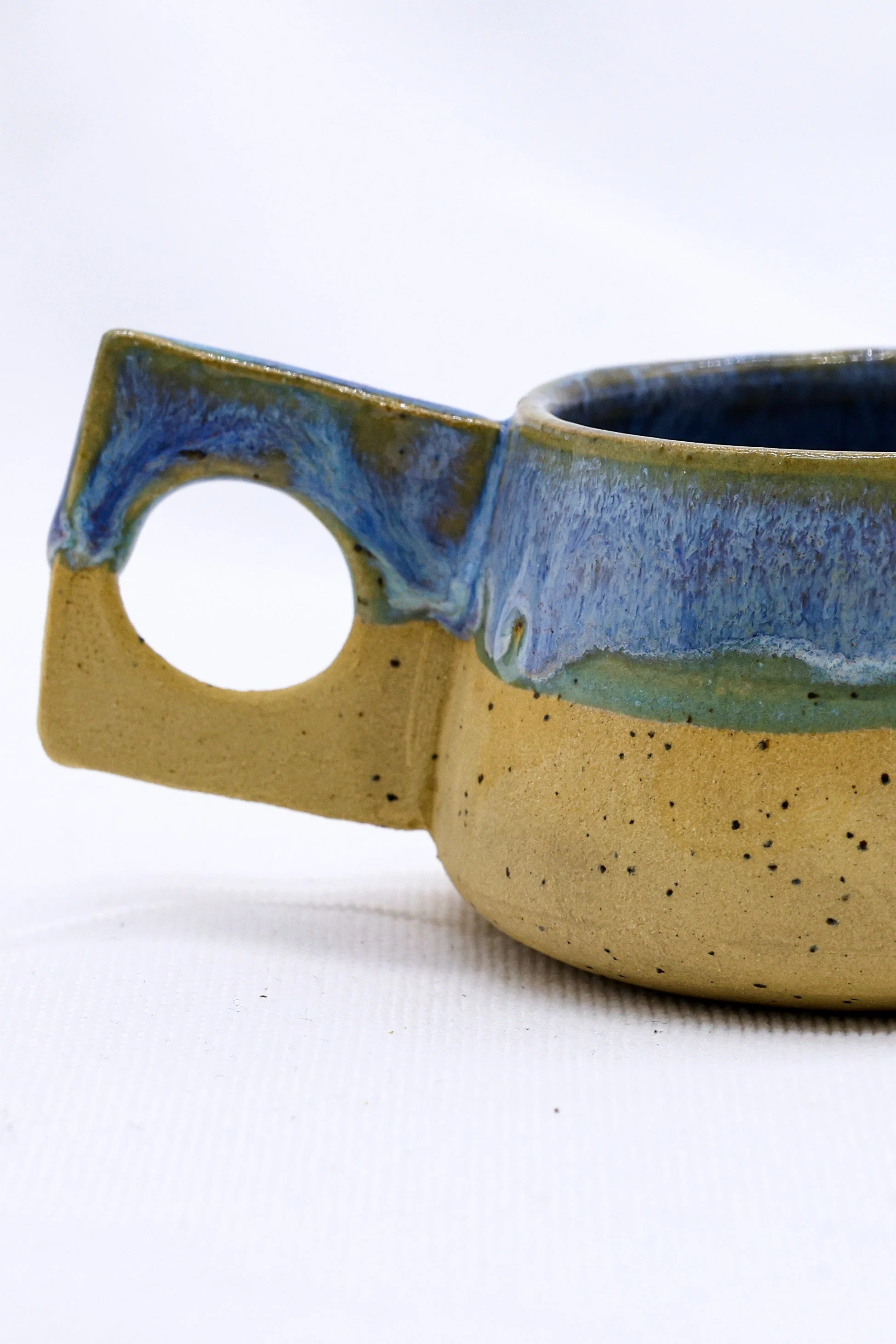 Bluverde Formo Handmade Ceramic Stoneware Coffee Mug - Image 2