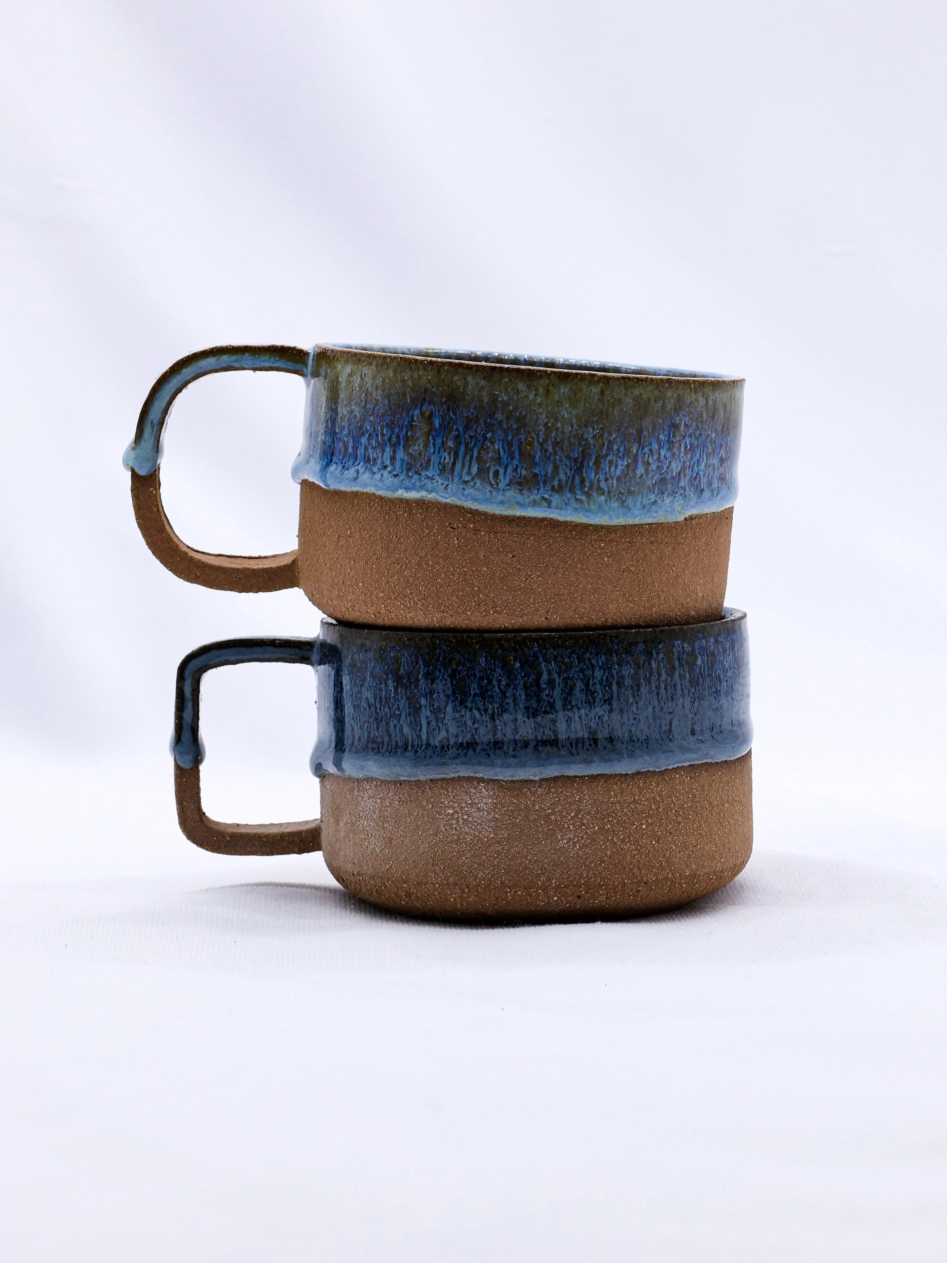 Bluverde Grande Handmade Ceramic Terra Stoneware Mug - Image 4