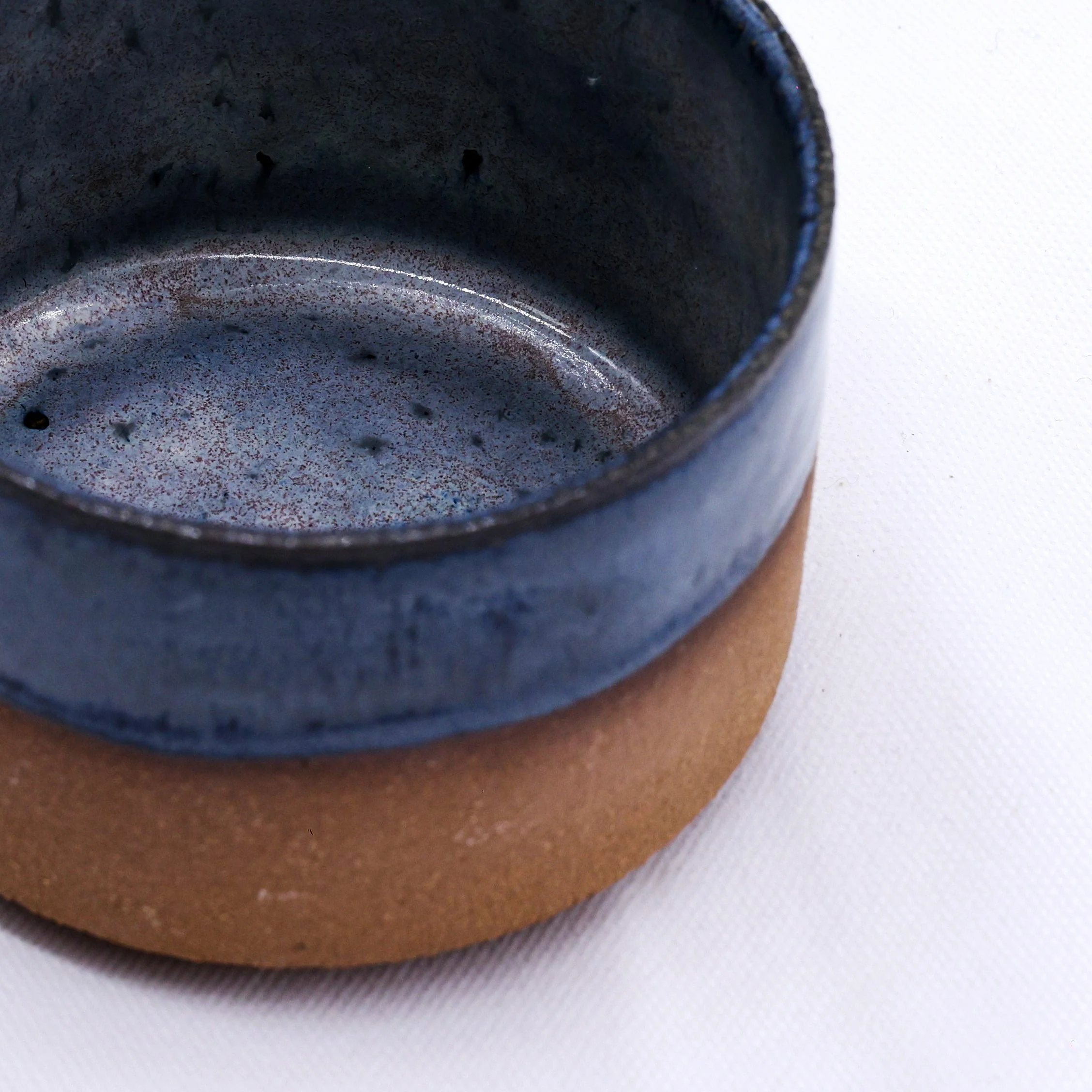 Bluvio Grande Handmade Ceramic Terra Stoneware Mug - Image 3