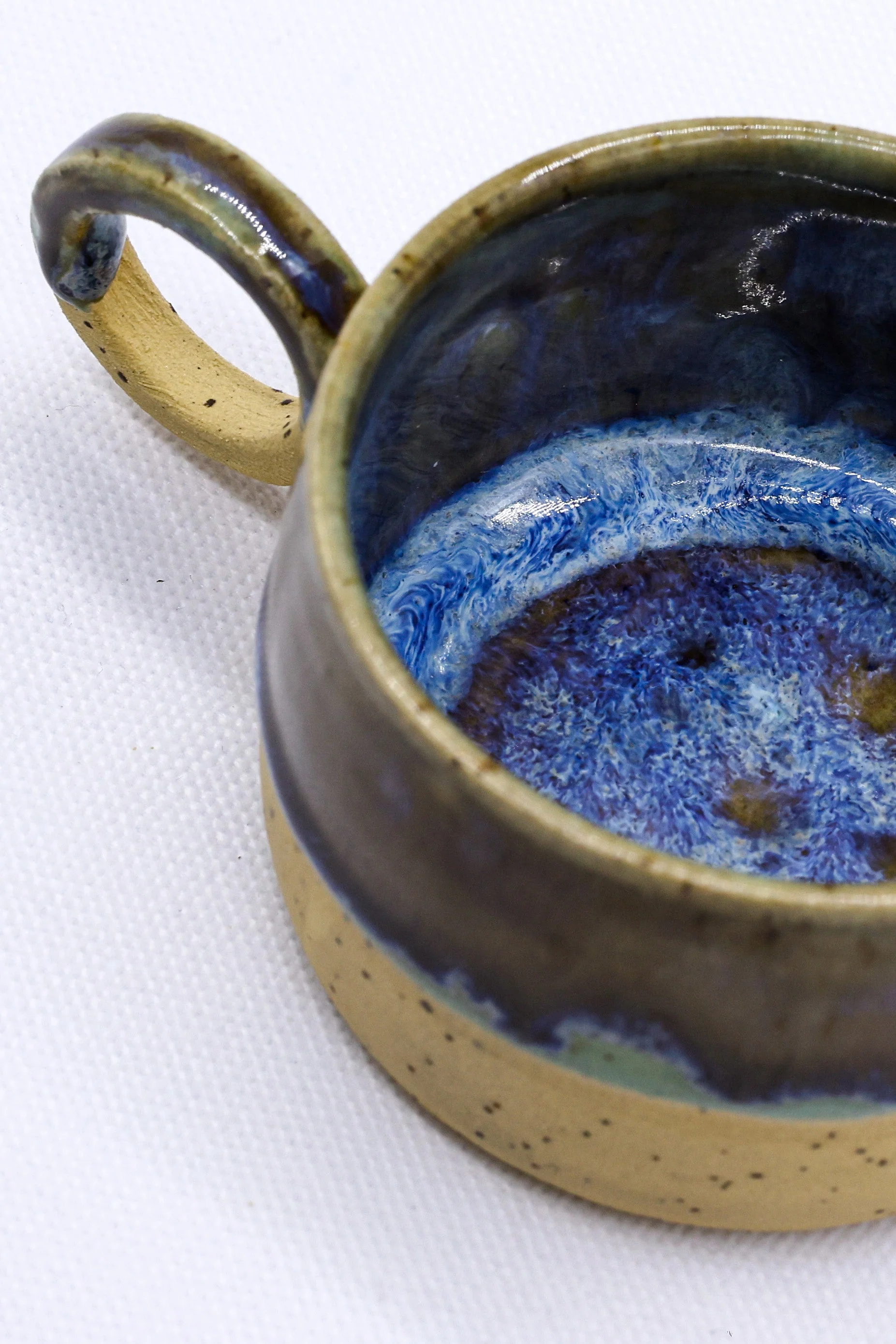 Bluvio Perugia Handmade Stoneware Ceramic Mug - Image 3