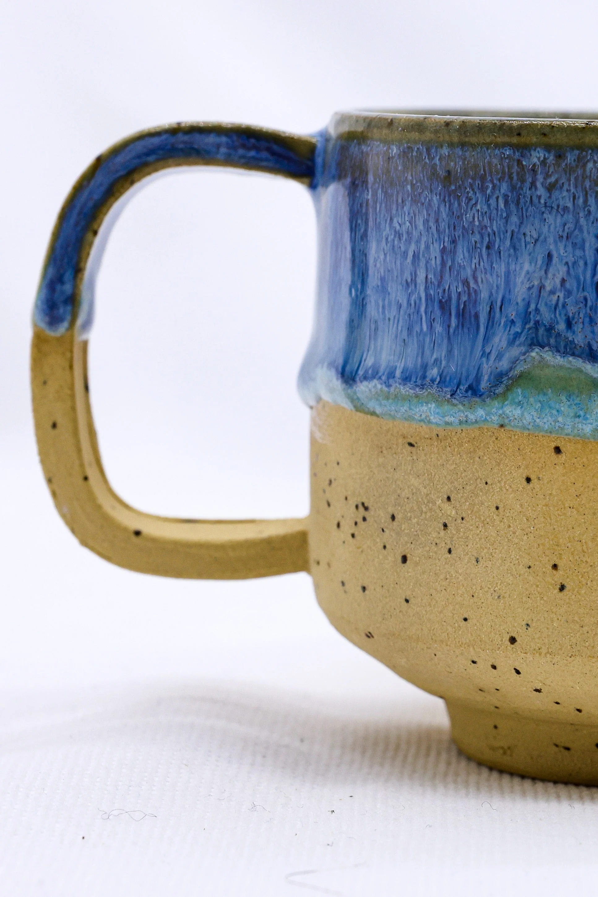 Bluvio Sienna Handmade Ceramic Mug - Image 2