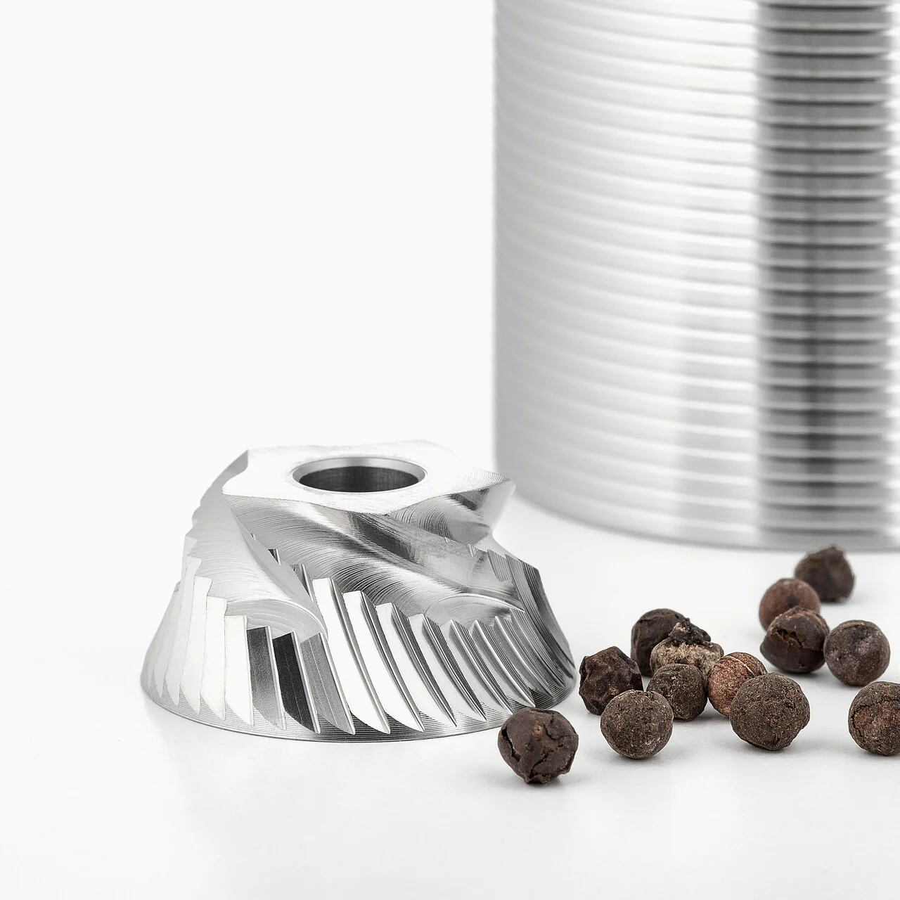Kinu Saturn Spice Grinder - Image 8