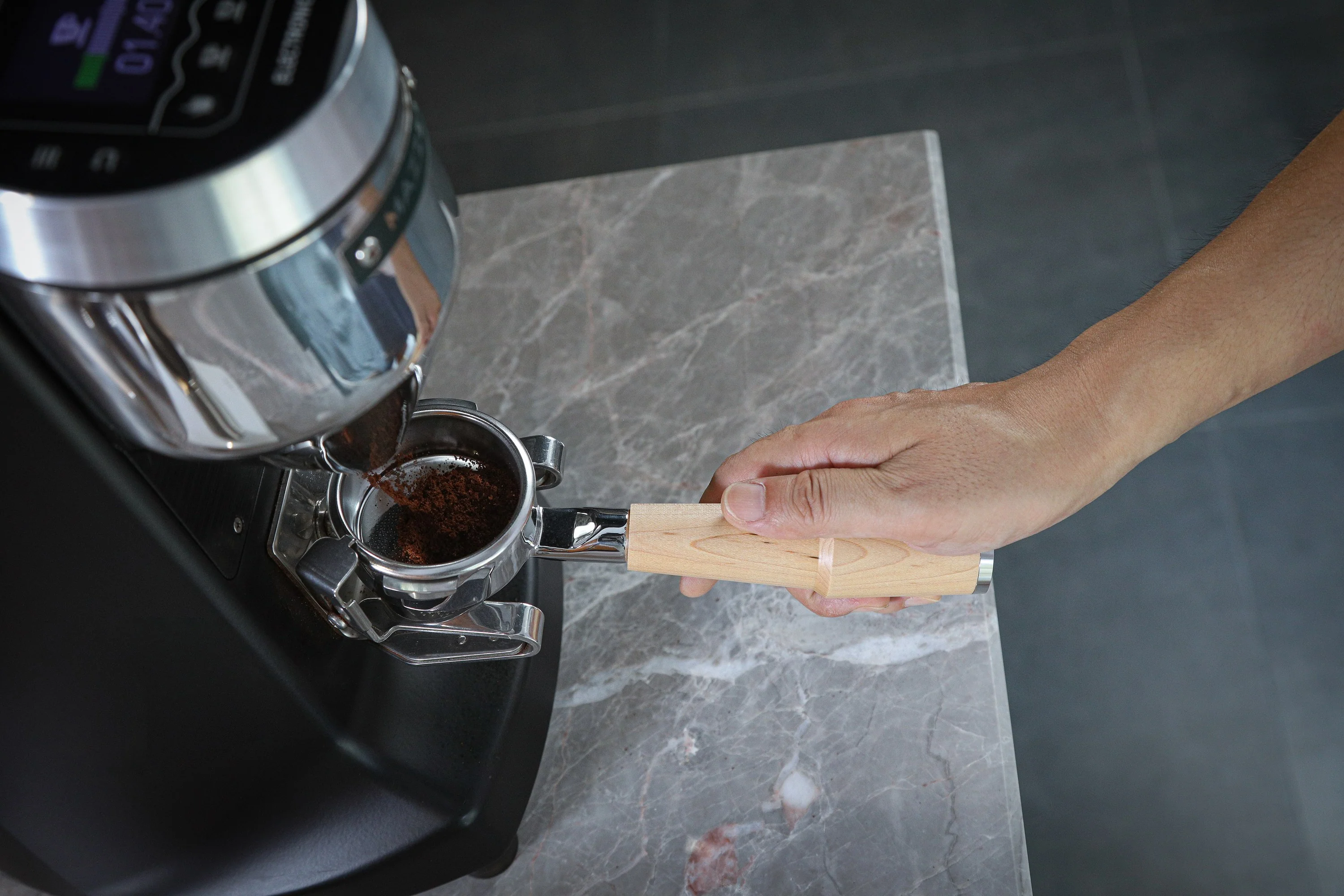 KNODOS Bottomless Portafilter | Rosewood / Walnut / Maple - Image 18