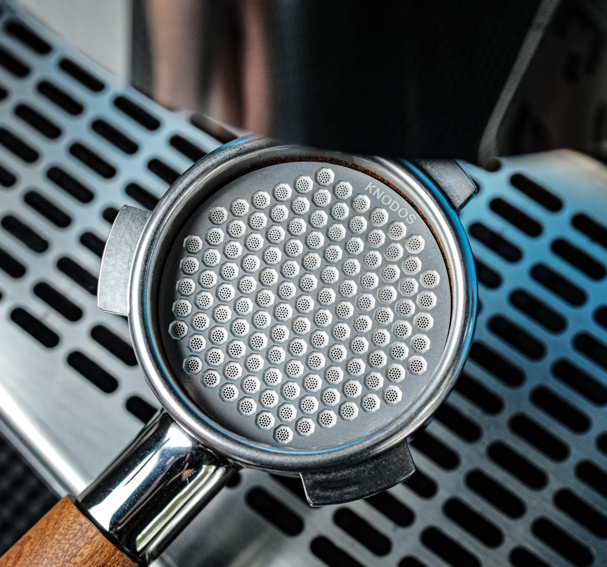 KNODOS Espresso Puck Screen - 51/54/58mm - Image 7