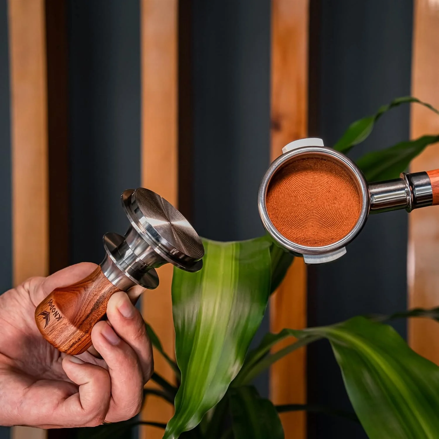 KNODOS Portafilter Auto-Levelling Spring Tamper - Image 6