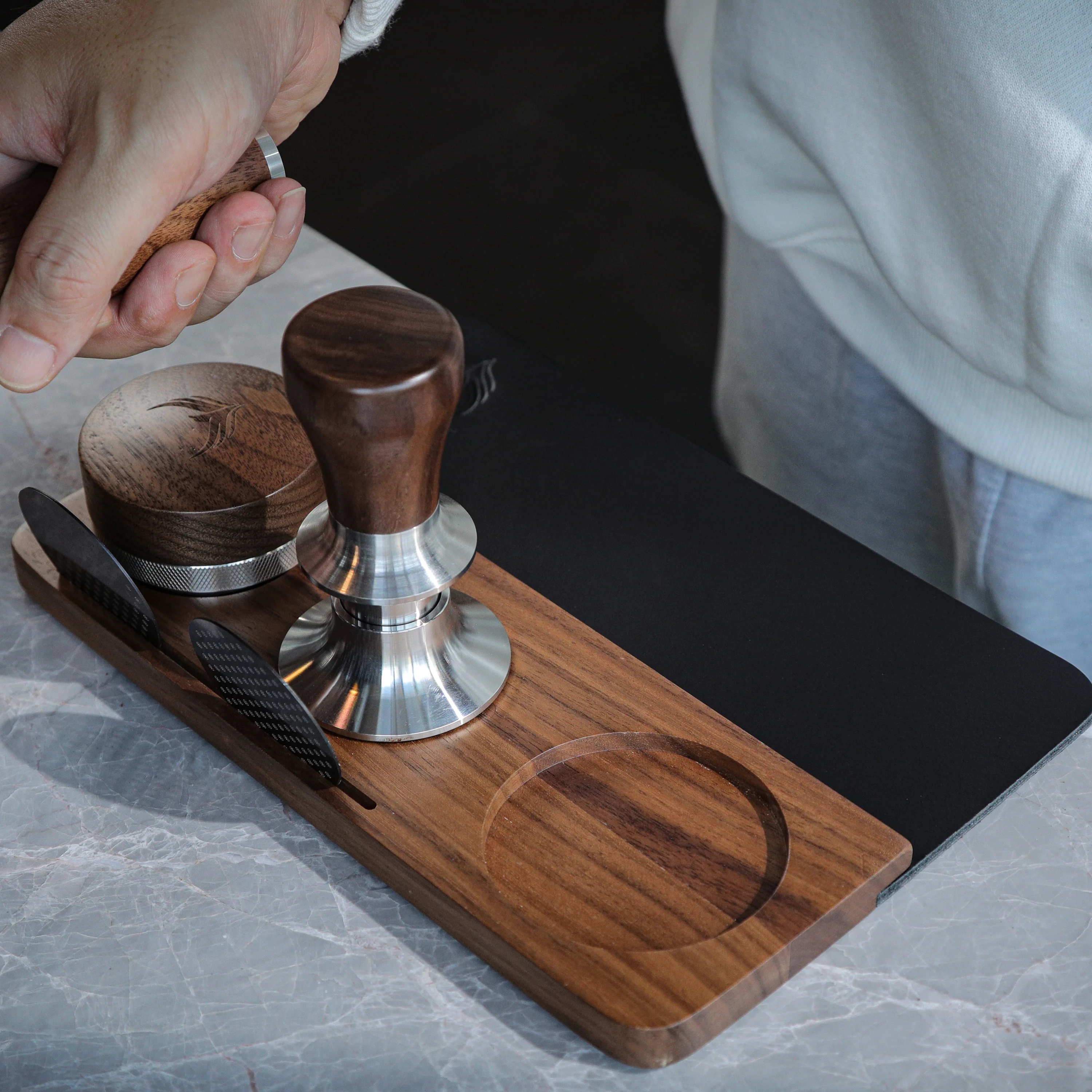 Knodos Tamping Mat with Tool Organiser - Walnut - Image 4