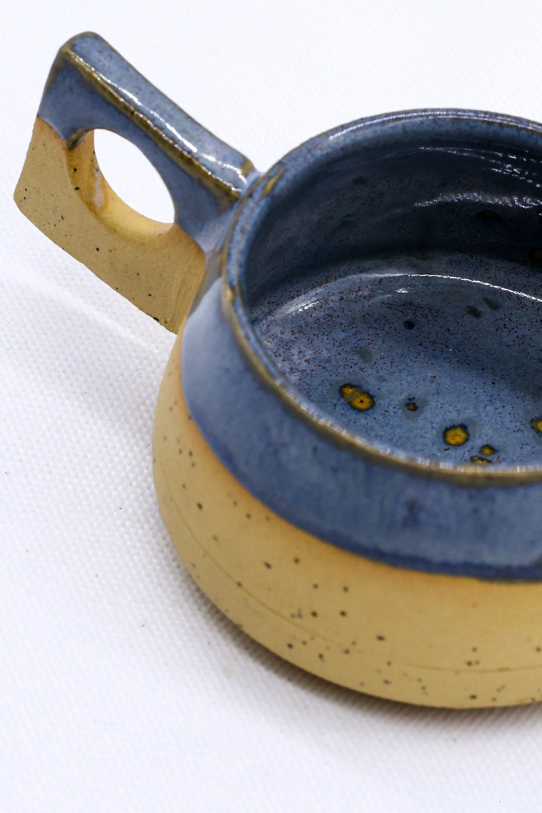 TerraBlu Formo Handmade Ceramic Stoneware Coffee Mug - Image 3