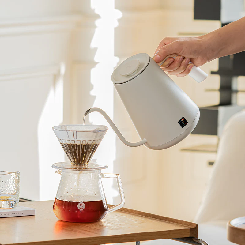 Timemore Fish Pro X Electric Pour-Over Kettle - Image 10