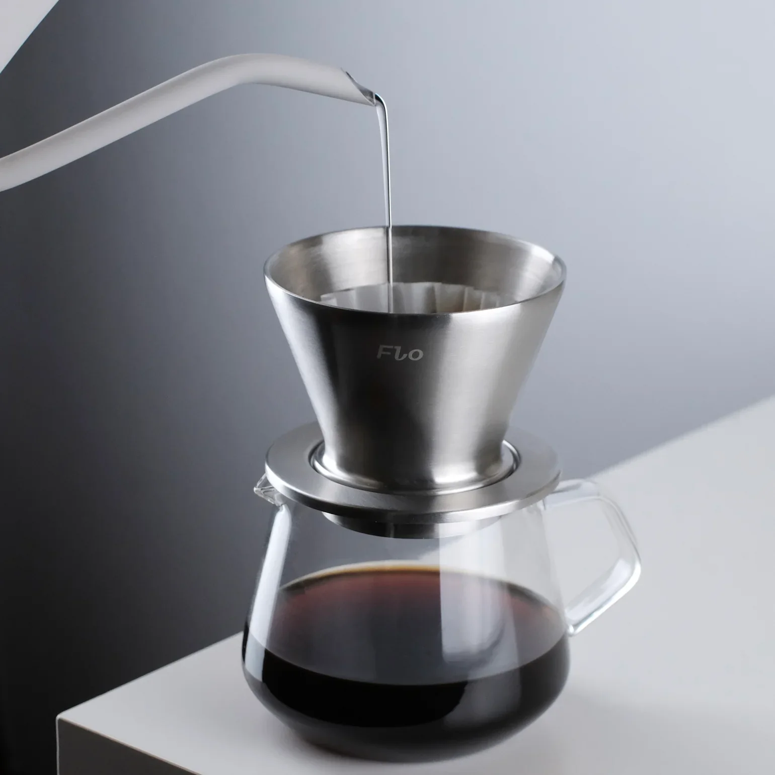 Varia FLO Glass Server 0.6L - Image 4